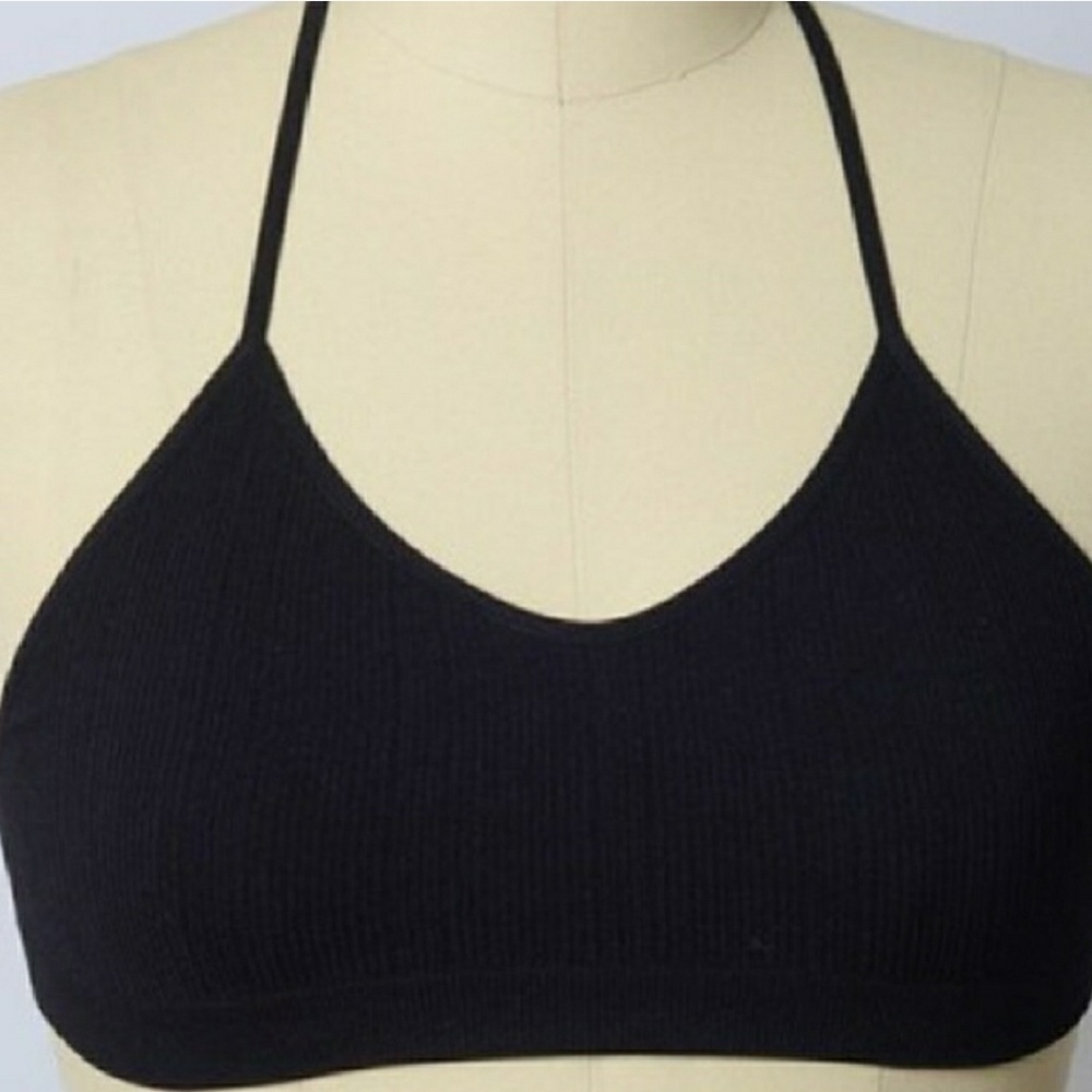 🍒Black Embroidered Bralette🍒 - Picture 4 of 7